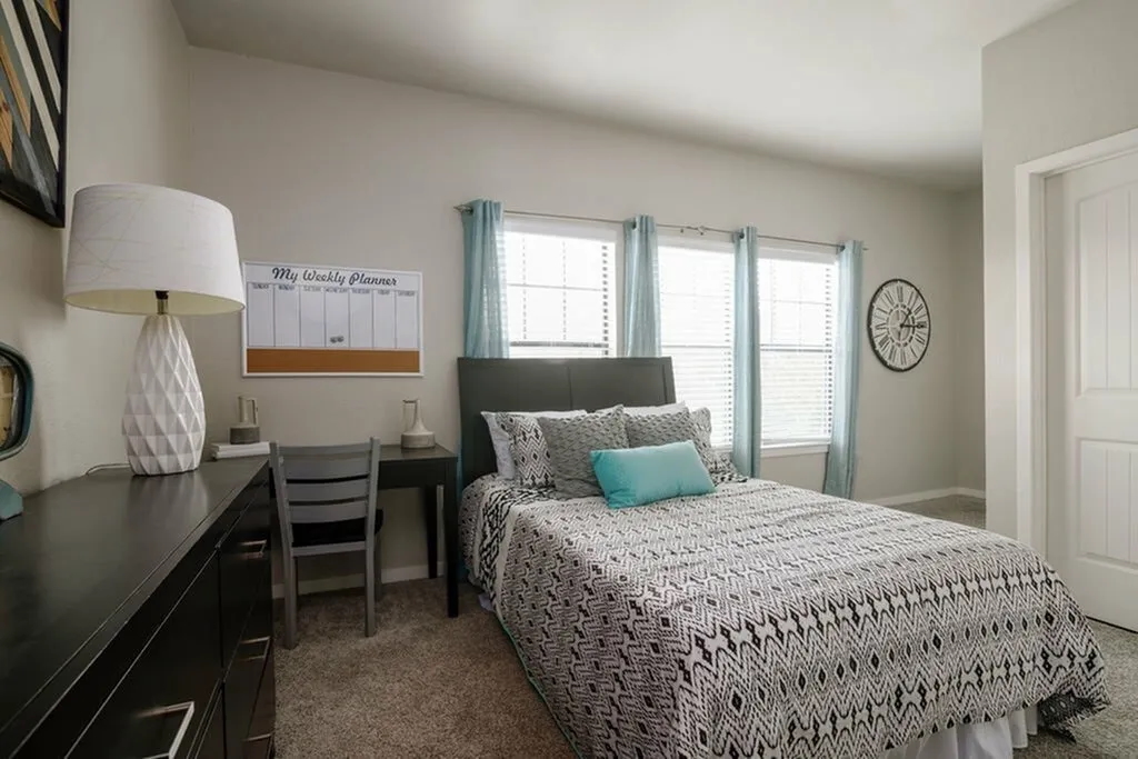 The Heights College Station Bedroom
